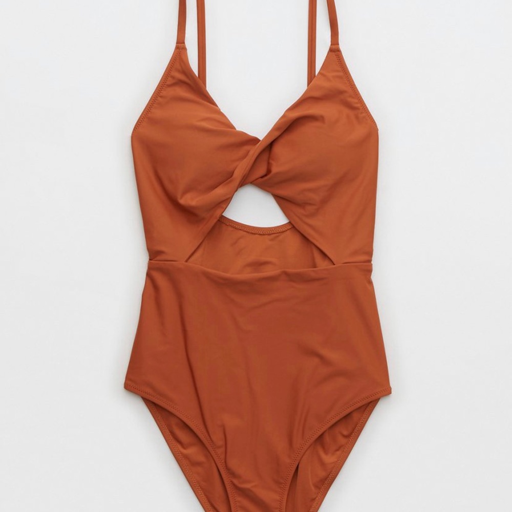 NWOT Aerie Twist Cut Out One Piece Sz M Long
